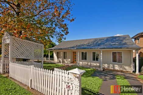 16 Constitution Rd, Constitution Hill, NSW 2145