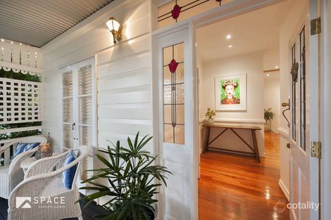 Property photo of 221 Swann Road Taringa QLD 4068