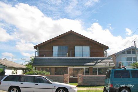 Property photo of 202 Ocean Street Narrabeen NSW 2101