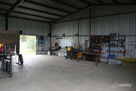 Property photo of 40 Allen Road East Greenmount QLD 4359