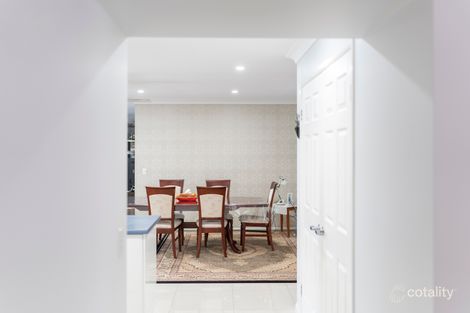 Property photo of 8 Styles Close Fletcher NSW 2287