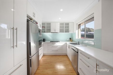 Property photo of 10 Glenmoyne Square Werribee VIC 3030