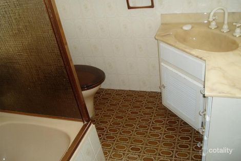 Property photo of 9 Holland Street Birrong NSW 2143