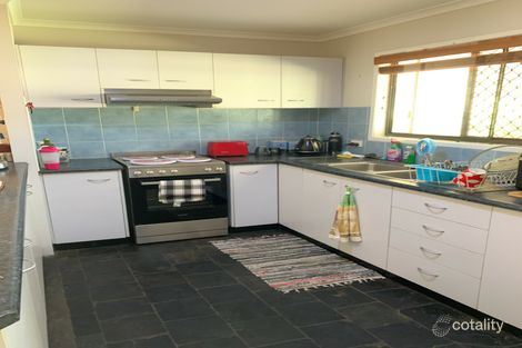 Property photo of 15 Wagtail Drive Regency Downs QLD 4341