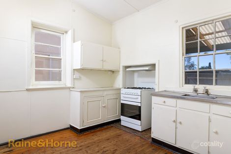 Property photo of 51 Beckwith Street Wagga Wagga NSW 2650