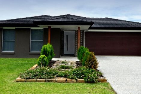 37 Glenbrook St, Ningi, QLD 4511