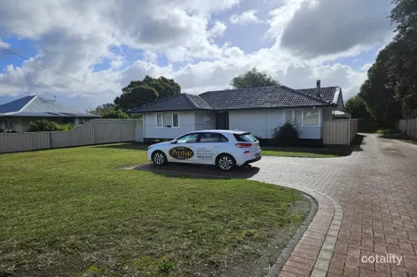 18a Katoomba St, Orana, WA 6330