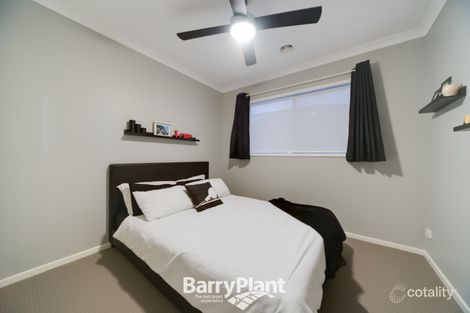 Property photo of 10 Lisa Avenue Pakenham VIC 3810