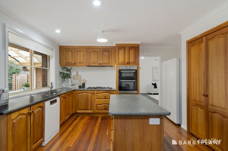 Property photo of 11 Como Close Croydon VIC 3136