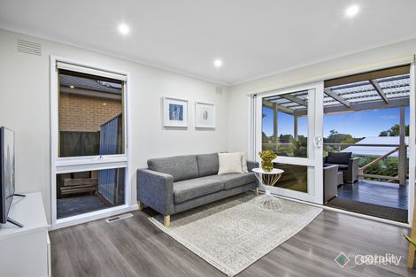 Property photo of 73 William Hovell Drive Endeavour Hills VIC 3802