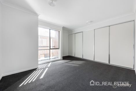 Property photo of 20 Stonewood Circuit Hadfield VIC 3046