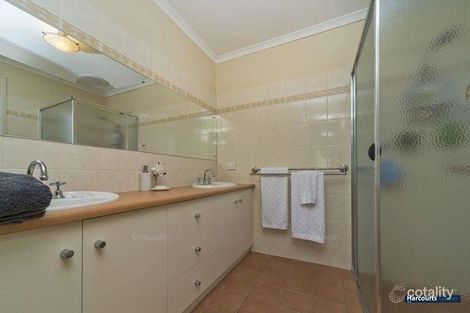 Property photo of 37 River View Drive Hewett SA 5118