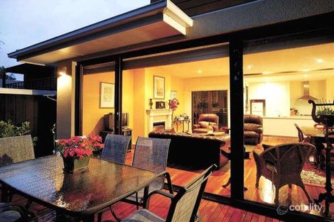 Property photo of 2/4 Laburnum Court Brighton VIC 3186