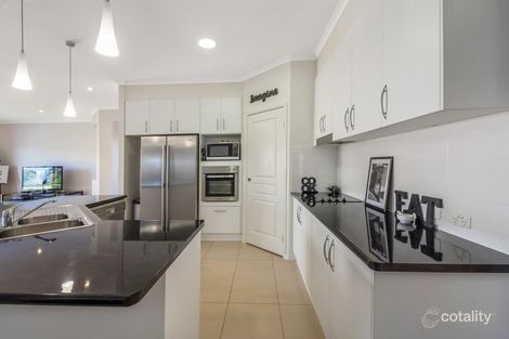 Property photo of 44 Honeyeater Drive Highfields QLD 4352