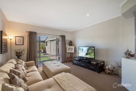 Property photo of 44 Honeyeater Drive Highfields QLD 4352