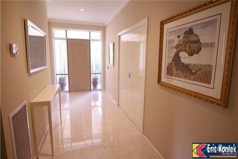 Property photo of 43 Walhalla Drive Eynesbury VIC 3338