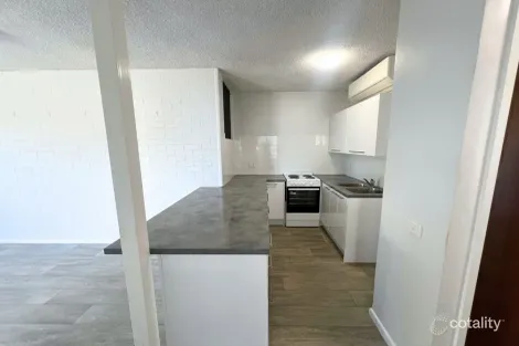 Property photo of 4/73 Marine Parade Redcliffe QLD 4020