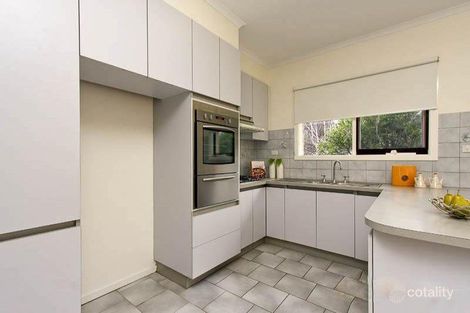 Property photo of 2/7 Vanbrook Street Forest Hill VIC 3131