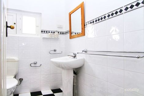 19 Campbell St, Kensington, WA 6151