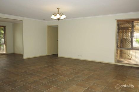 Property photo of 14 Brewster Court Petrie QLD 4502