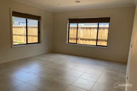 Property photo of 33 Fairfield Crescent Diggers Rest VIC 3427