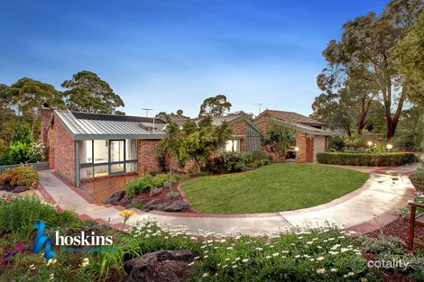 8 Iolanthe Cl, Park Orchards, VIC 3114