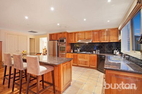 Property photo of 30 Christina Terrace Dingley Village VIC 3172