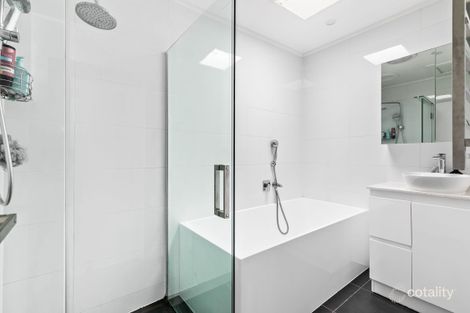 Property photo of 47 Broadmeadows Road Tullamarine VIC 3043