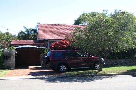 5 Ross St, North Curl Curl, NSW 2099