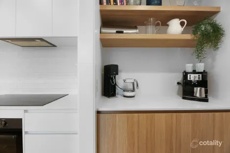 Property photo of 2/81 Sunshine Parade Miami QLD 4220