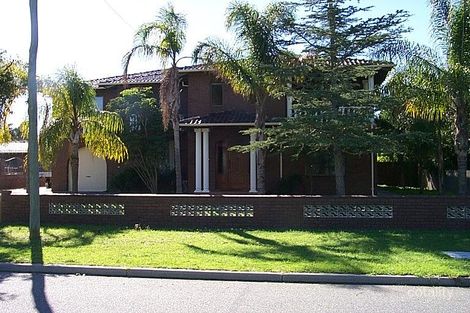 32 Bertram St, Maddington, WA 6109