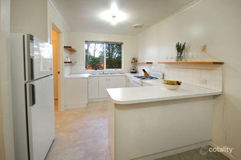 Property photo of 2/19 Warwick Road Greensborough VIC 3088