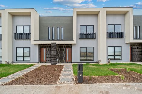 15 Maidenhair Walk, Cranbourne West, VIC 3977