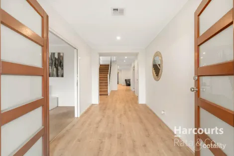 Property photo of 56 Arnaud Loop Wollert VIC 3750