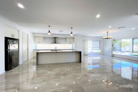 Property photo of 46 Lindfield Circuit Robertson QLD 4109