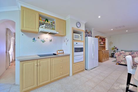 Property photo of 2 Oakman Grove Landsdale WA 6065