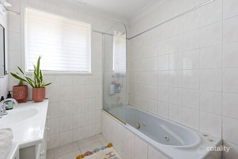 Property photo of 2/4 Angie Court Mermaid Waters QLD 4218