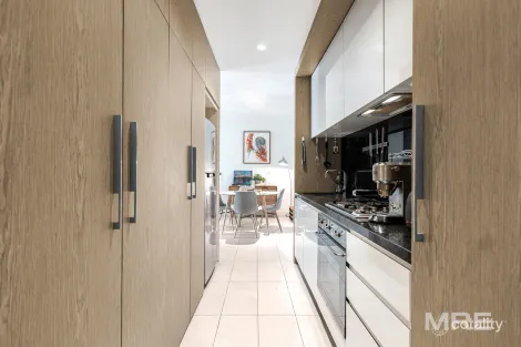 Property photo of 112/74 Queens Road Melbourne VIC 3004