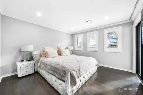 Property photo of 3 Aston Close Hoxton Park NSW 2171