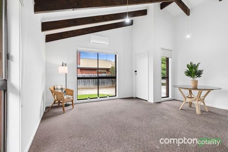 Property photo of 1/49 Oberon Drive Belmont VIC 3216
