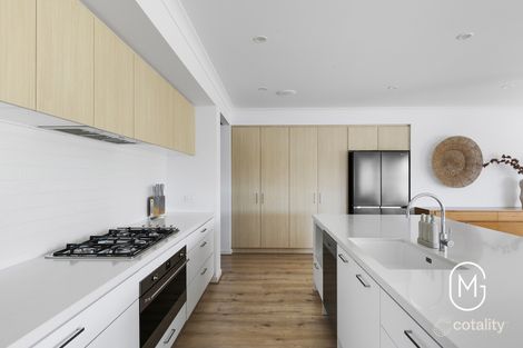 Property photo of 73 Daffodil Crescent Wallan VIC 3756