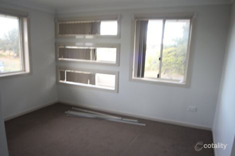 Property photo of 15 Woonona Road Prestons NSW 2170