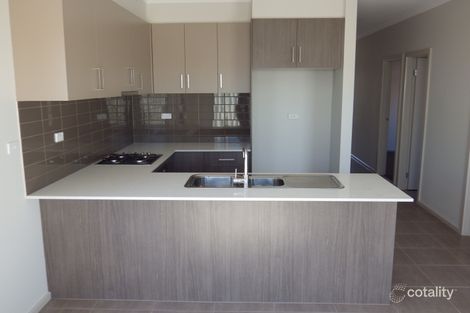 Property photo of 9/40 McCubbin Way Caroline Springs VIC 3023