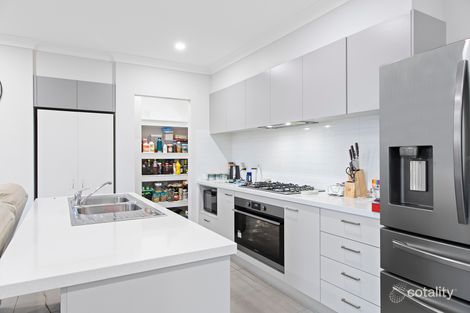 Property photo of 11 Eora Street Bardia NSW 2565