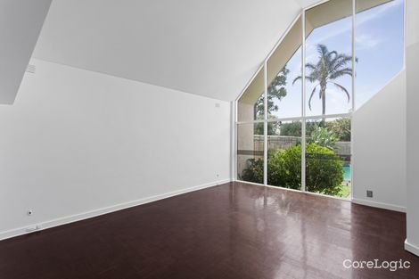 Property photo of 17 Burrindi Road Caulfield South VIC 3162