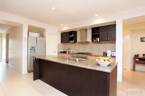Property photo of 17 Swordgrass Avenue Tarneit VIC 3029