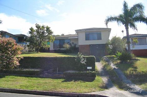 74 Stanley Ave, Farmborough Heights, NSW 2526