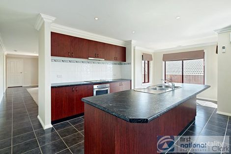 Property photo of 4 Oxley Place Warragul VIC 3820