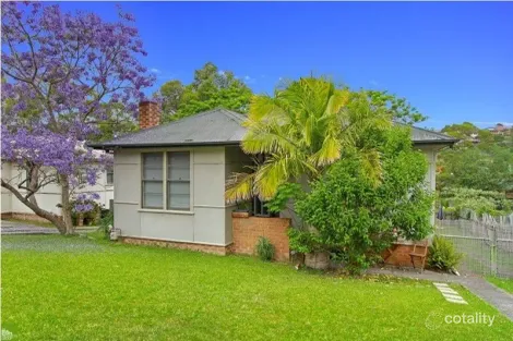 49 Maynes Pde, Unanderra, NSW 2526