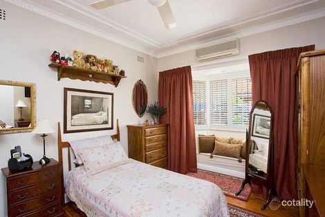 Property photo of 20 Lapish Avenue Ashfield NSW 2131